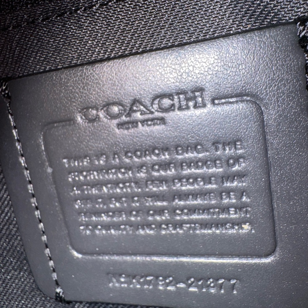 NWOT Coach purse - Picture 3 of 12